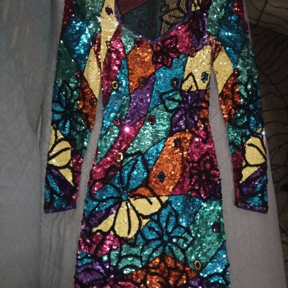 Sequins w/beadwork event dress with matching sequin shoes(creative creations) - Picture 9 of 9